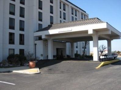 The Atrium Hotel And Conference Center Springdale Bagian luar foto
